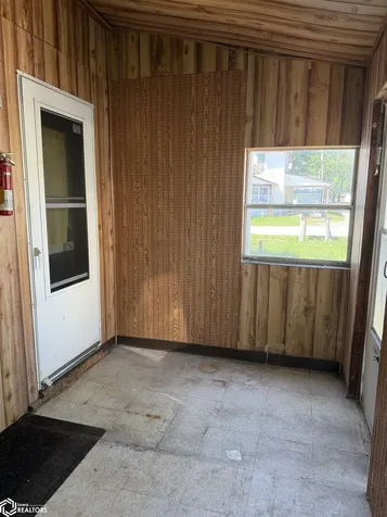 307 E Main Street Wayland IA 52654