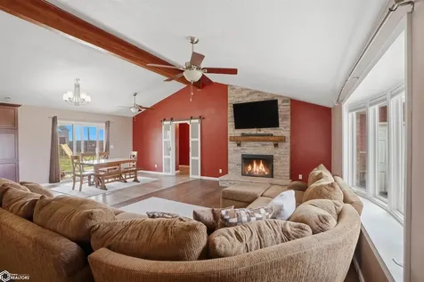 4001 145th Street Hedrick IA 52563
