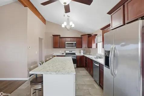 4001 145th Street Hedrick IA 52563