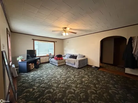 301 Spruce Street Montrose IA 52639