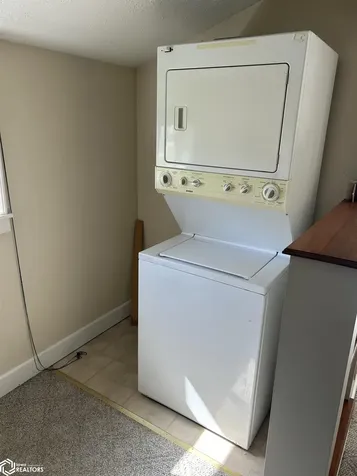 1516 Kalsem Boulevard Marshalltown IA 50158