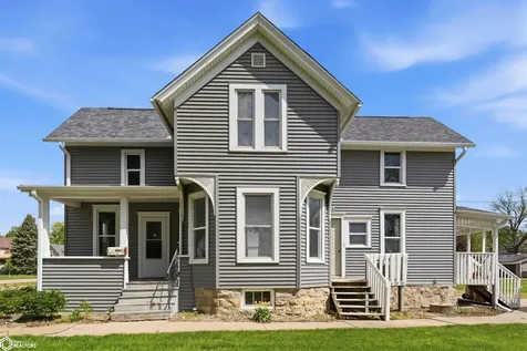 1208 Main Street Grinnell IA 50112