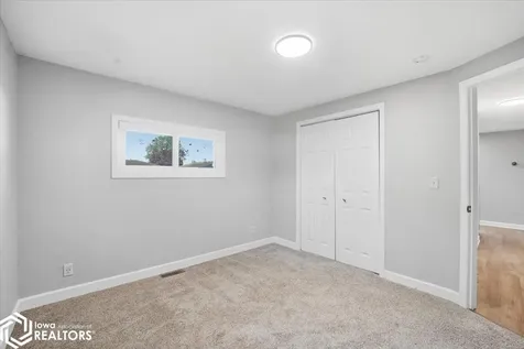 2307 14th Avenue Eldora IA 50627
