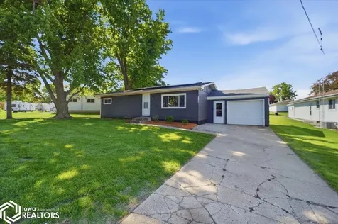 2307 14th Avenue Eldora IA 50627