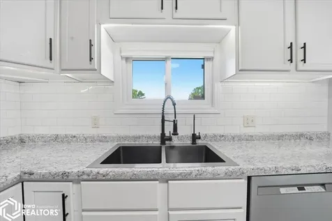 2307 14th Avenue Eldora IA 50627