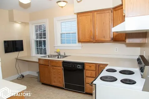 205 Vogel Avenue Ottumwa IA 52501