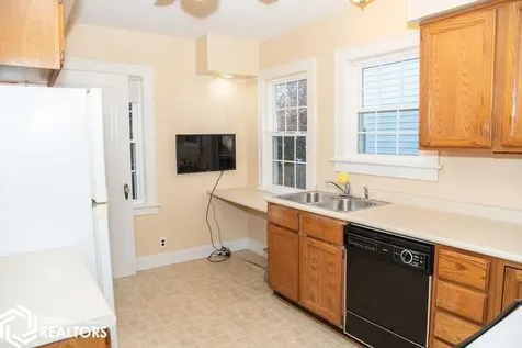 205 Vogel Avenue Ottumwa IA 52501