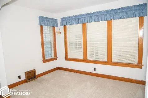 205 Vogel Avenue Ottumwa IA 52501