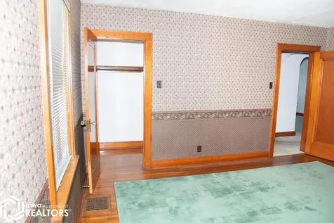 205 Vogel Avenue Ottumwa IA 52501