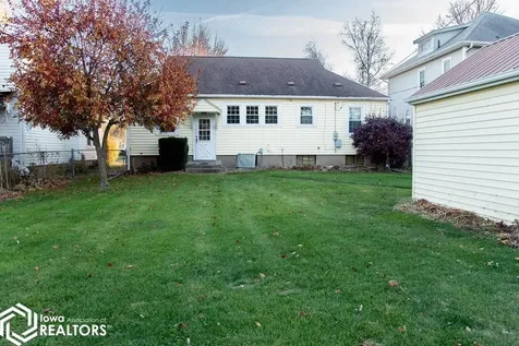 205 Vogel Avenue Ottumwa IA 52501