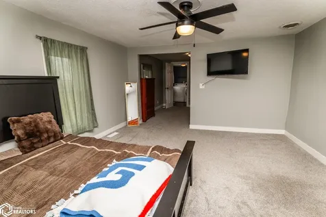 2405 II Avenue Toledo IA 52342
