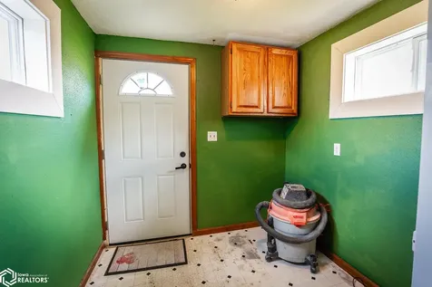 2405 II Avenue Toledo IA 52342