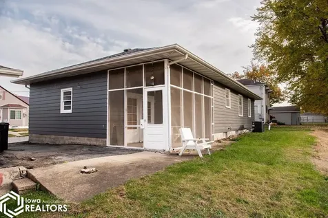 535 Osceola Street Ottumwa IA 52501