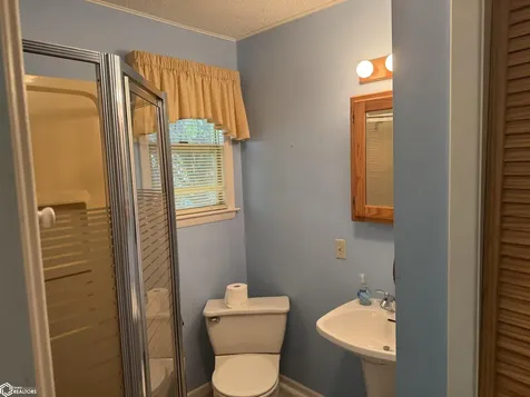 606 E Buchanan Avenue Fairfield IA 52556
