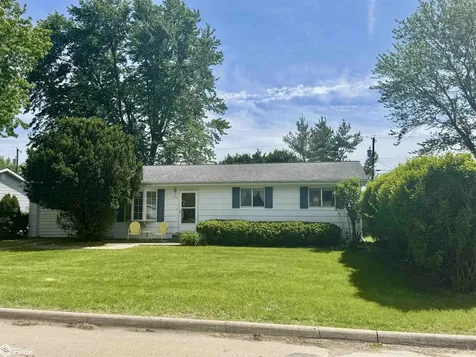 606 E Buchanan Avenue Fairfield IA 52556