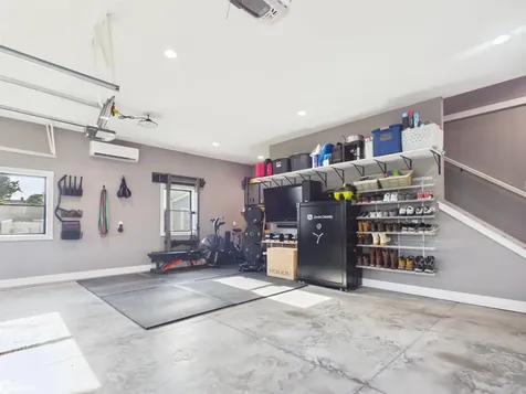 214 E Wapello Street Agency IA 52530