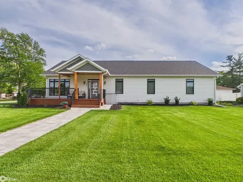214 E Wapello Street Agency IA 52530