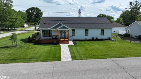 214 E Wapello Street Agency IA 52530