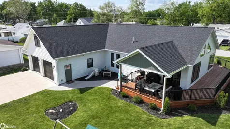 214 E Wapello Street Agency IA 52530