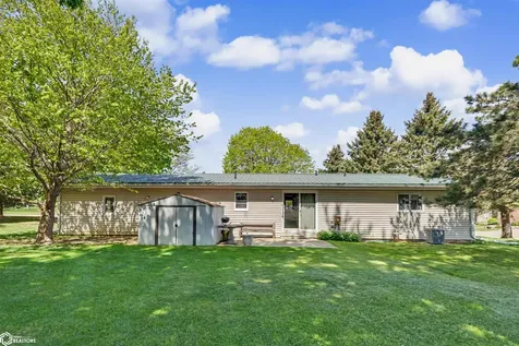 110 Sunrise Drive Lincoln IA 50652