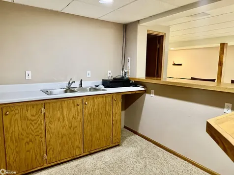 605 Fairview Drive Oskaloosa IA 52577