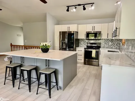 605 Fairview Drive Oskaloosa IA 52577