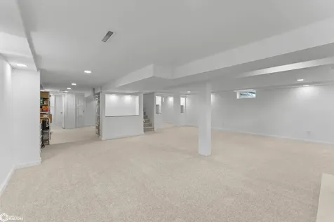 202 Chapin Street Union IA 50258