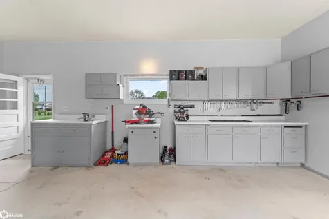 202 Chapin Street Union IA 50258