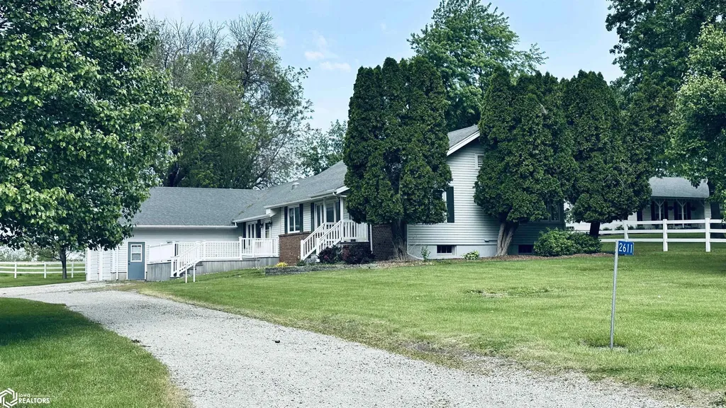 2611 Luminary Lane Oskaloosa IA 52577
