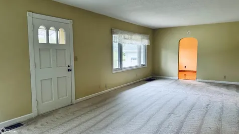 2611 Luminary Lane Oskaloosa IA 52577