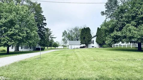 2611 Luminary Lane Oskaloosa IA 52577