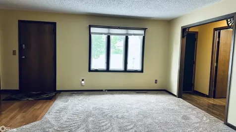 2611 Luminary Lane Oskaloosa IA 52577