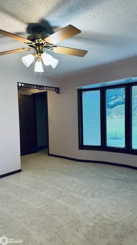 2611 Luminary Lane Oskaloosa IA 52577