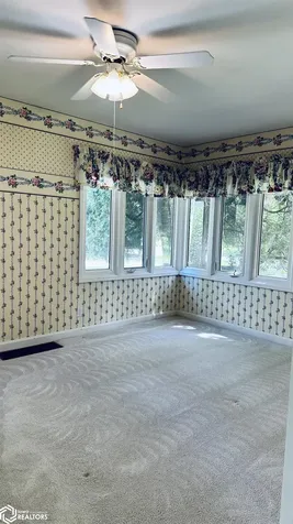 2611 Luminary Lane Oskaloosa IA 52577