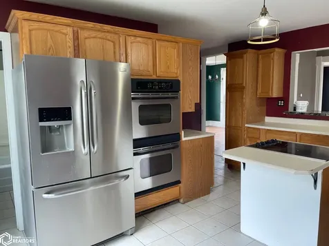 925 Reed Street Grinnell IA 50112