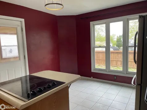 925 Reed Street Grinnell IA 50112