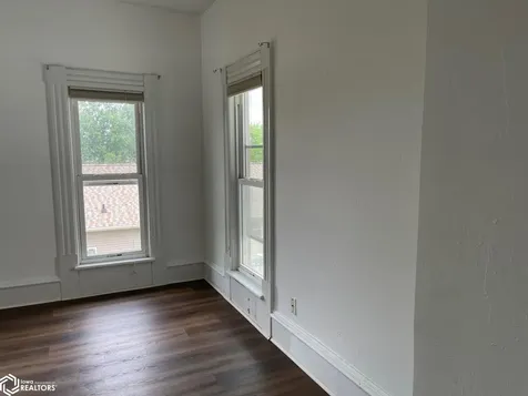 925 Reed Street Grinnell IA 50112