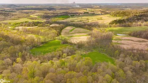 38346 Cherry Valley Road Guttenberg IA 52052