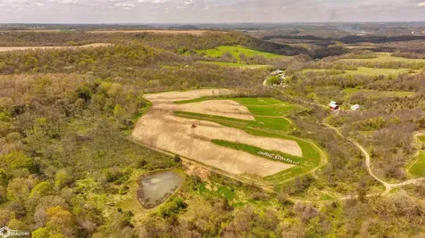 38346 Cherry Valley Road Guttenberg IA 52052