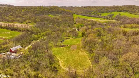 38346 Cherry Valley Road Guttenberg IA 52052