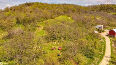 38346 Cherry Valley Road Guttenberg IA 52052