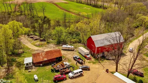38346 Cherry Valley Road Guttenberg IA 52052