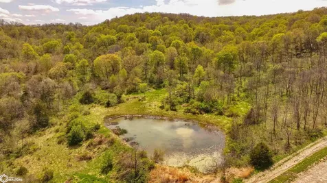 38346 Cherry Valley Road Guttenberg IA 52052