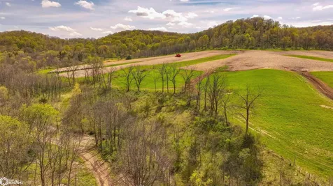 38346 Cherry Valley Road Guttenberg IA 52052