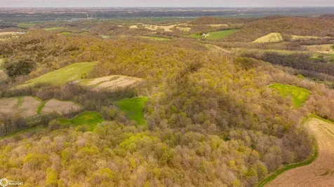 38346 Cherry Valley Road Guttenberg IA 52052