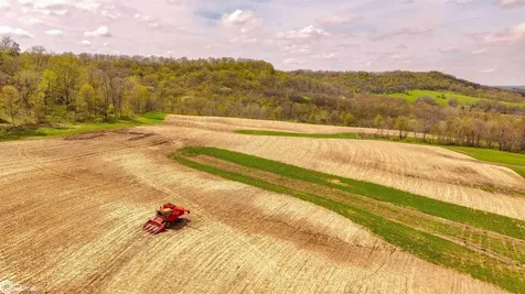 38346 Cherry Valley Road Guttenberg IA 52052