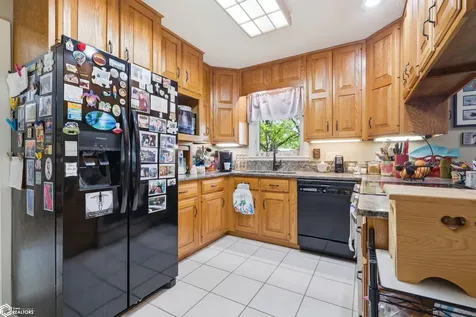 12002 Sylvan Heights Road Burlington IA 52601