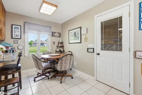 12002 Sylvan Heights Road Burlington IA 52601