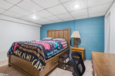 12002 Sylvan Heights Road Burlington IA 52601
