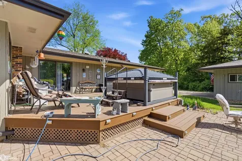 12002 Sylvan Heights Road Burlington IA 52601